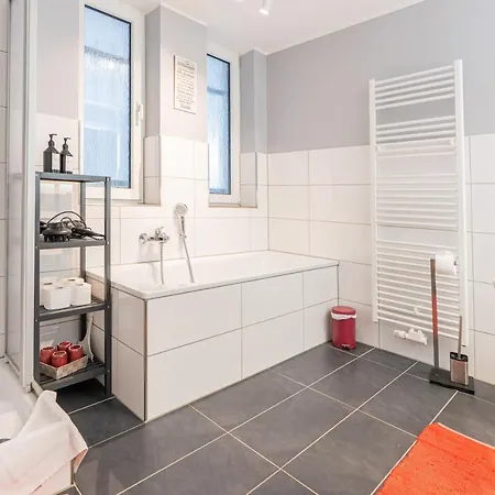 Golden Design Apartment, Zentral, Familie Und Business, 1000 Mbit شقة دوسبرغ